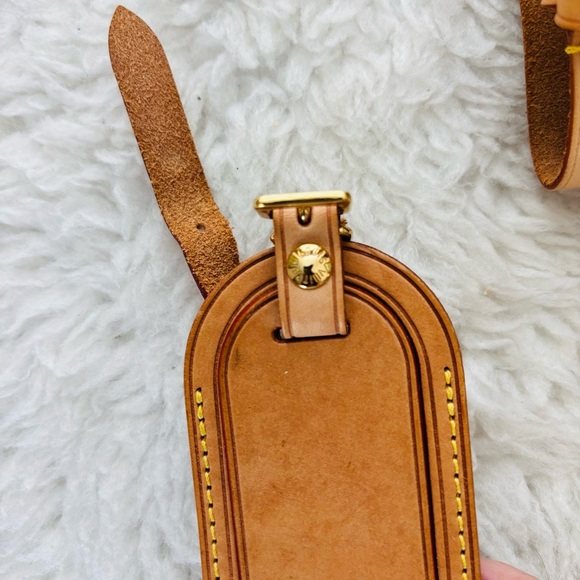 Louis Vuitton Brown Leather Luggage Tag/Piognet Set - Picture 10 of 10